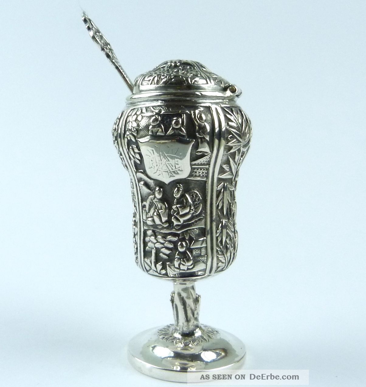Um 1900: Kleine Dose,  Deckel Gefäss,  Saliere,  Silber,  Japan,  Punziert Objekte vor 1945 Bild