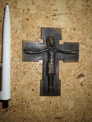 Jesuskreuz Kruzifix Metallkreuz Bild