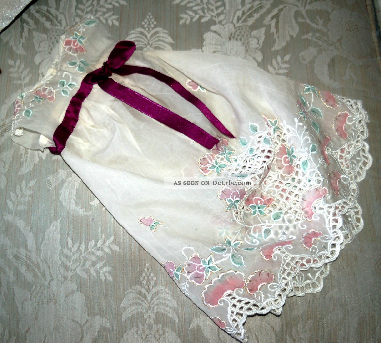 Wunderschönes Altes Puppenkleid Aus Seide - Wohl Handarbeit - Für Grosse Puppe Original, gefertigt vor 1970 Bild