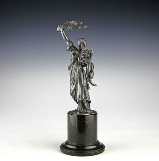 Antike Fortuna Skulptur Um 1880 Marmorsockel Tyche Mythologie Figur Bild