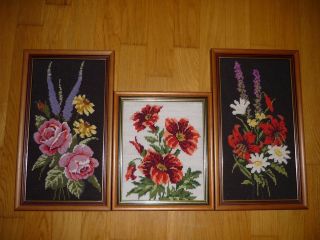 3 Gerahmte Gobelin / Stickbilder.  Blumenmotive Bild