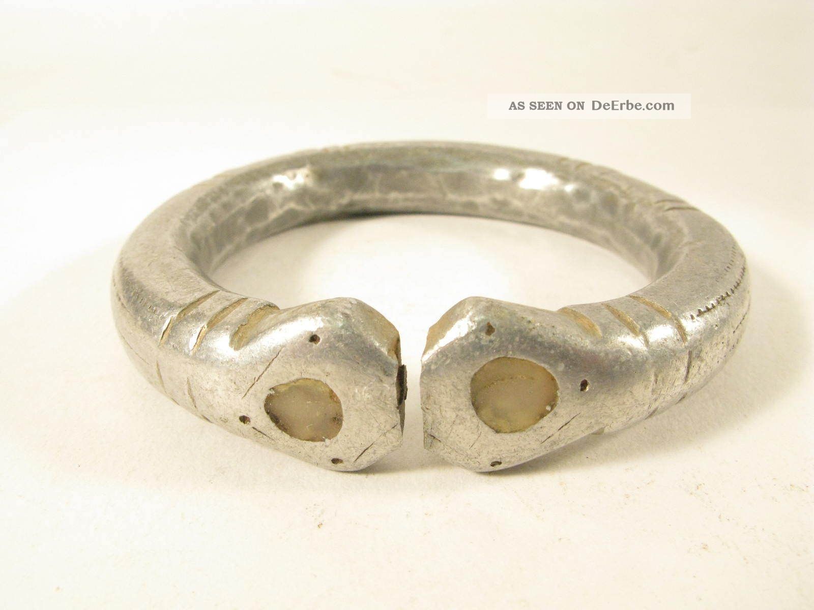 Alter Reif Aluminium T Äthiopien Old Bracelet Ethiopia Aethiopia Afrozip Entstehungszeit nach 1945 Bild