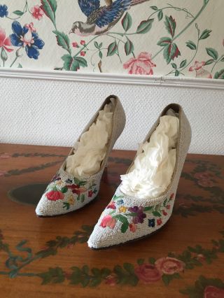 Bestickte Außergewöhnliche True Vintage 1950 Er Damen Schuhe Pumps Perlen Bild