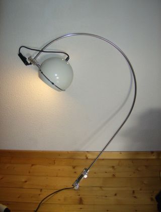1970er Kugellampe - Bogenlampe - Wall Lamp Vintage - Weiß/chrom/plexi - Bild