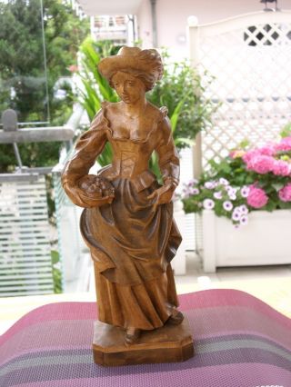 Holzfigur - Heiligenfigur - Allegorie Sommer - Magd/frau Mit Obst - Geschnitzt - Deko Bild