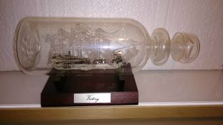 Seltenes Buddelschiff Glasschiff Victory Flaschenschiff Segelschiff Aus Glas Bild