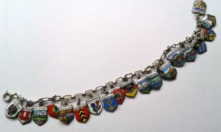 Armband Mit 20 Wappen Silber Bracelet With 20 Travel Charm Europe Silver Vintage Bild