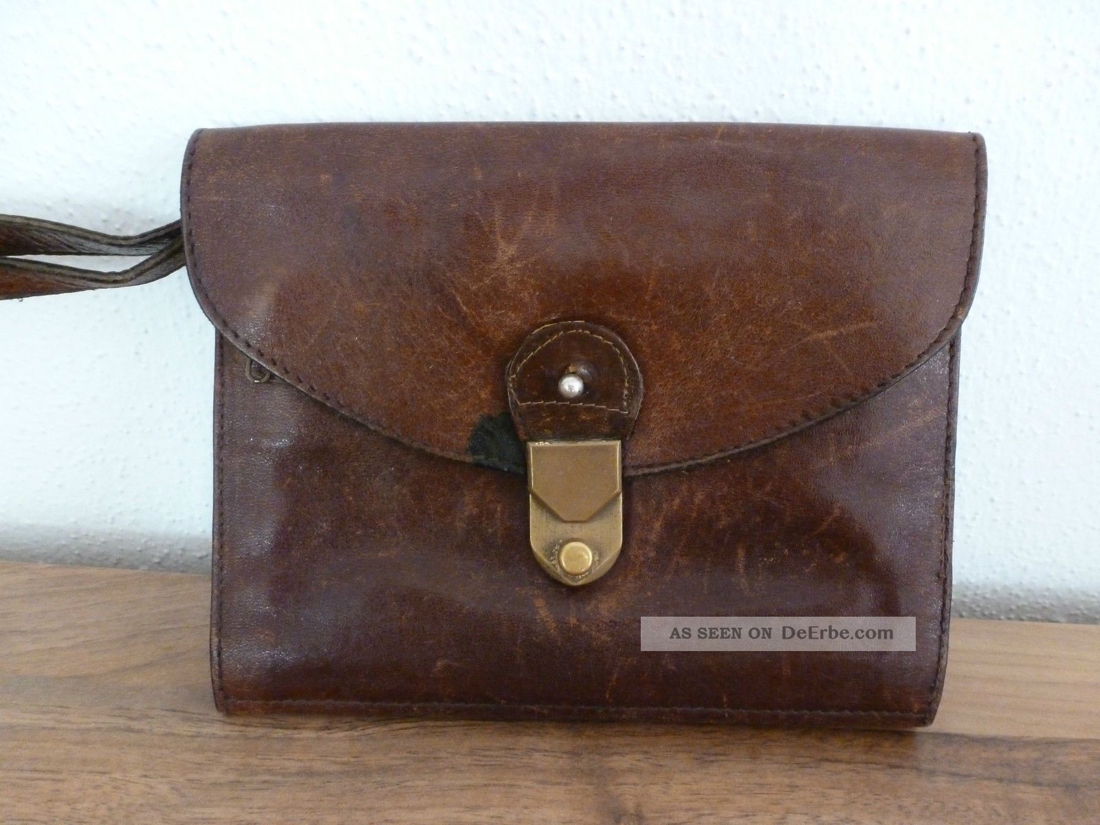 Aigner,  Kleine Tasche,  Große Geldbörse,  Echt Leder,  Gürtelschlaufe Accessoires Bild