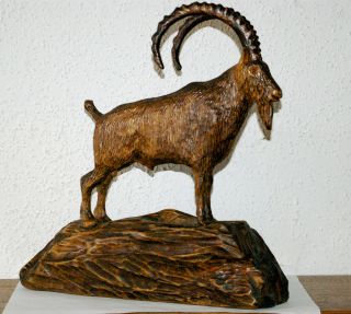 Steinbock,  Top - Skulptur,  Figur,  Holzschnitzerei Bild