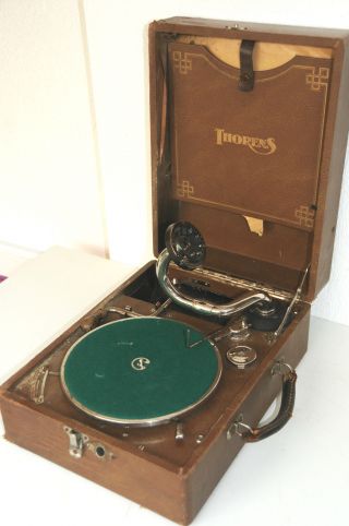 Altes Koffergrammophon Grammophon Thorens Mechanischer Plattenspieler Um 1925 Bild