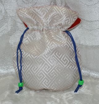 Mala Bag Stoff Schmuckbeutel Gr.  S Weiß Geschenkverpackung Tibet Indien Nepal Bild