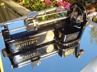 Jupiter 1 Bleistiftschärfmaschine Von Guhl & Harbeck Old German Pencil Sharpener Bild
