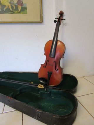 Dachbodenfund Uralt Geige Violine Geteilter Rücken Im Kasten Bild