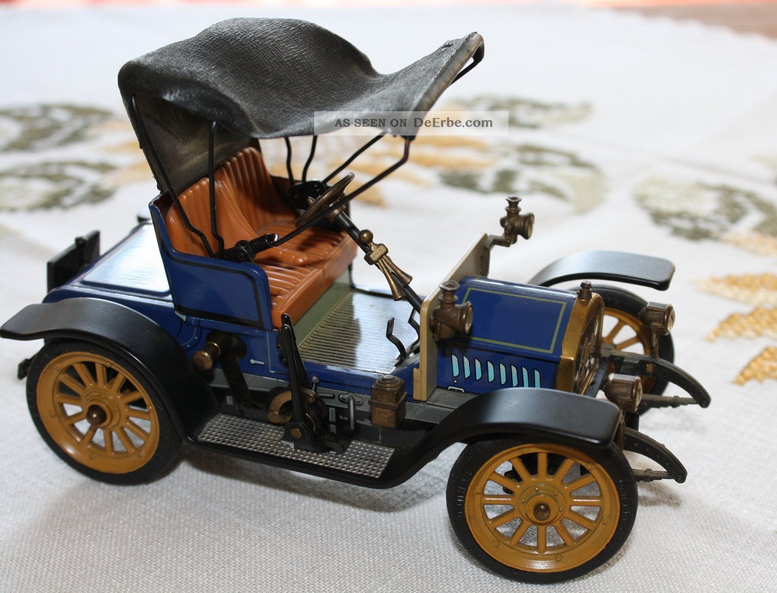 Schuco Doktorwagen Opel 4/8 Ps Modell 1909 Mit Schlüssel Original, gefertigt 1945-1970 Bild