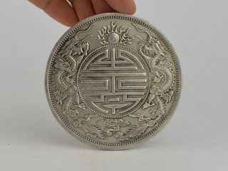 9 Cm Collectible Decorated Old Tibet Silver Carving Dragon Commemorative Coin Bild
