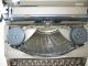 Triumph Perfekt Schreibmaschine Mit Koffer Antik 50er Jahre Topzustand Antike Bürotechnik Bild 7