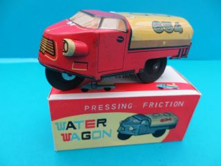 China 654 Water Wagon Pressing Friction 3 Wheeler Drei - Rad Vintage Tin Toy Boxed Bild