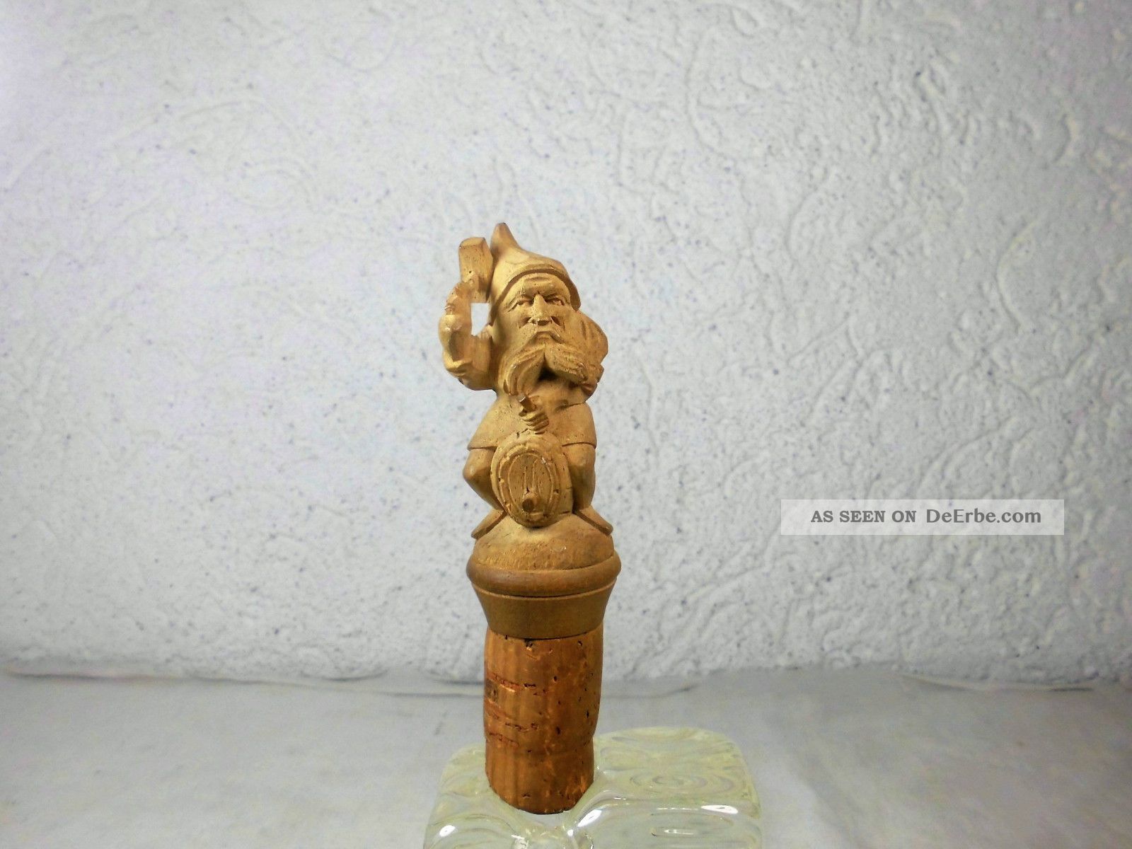 Flaschenstopfen / Ausgieser Geschnitzt 