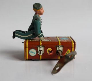 Gescha Kofferboy Express Boy Mit Uhrwerk,  Schlüssel Funktioniert W.  Germany Selten Bild