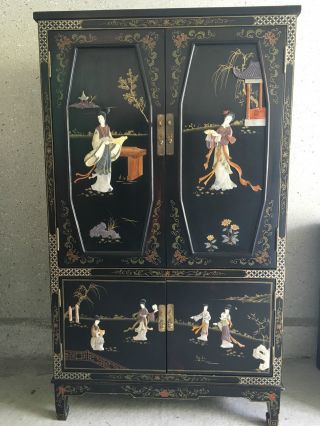 Wunderschöner,  Alter Chinesischer Schrank Aus Holz Mit Einlegearbeiten Ca.  138cm Bild
