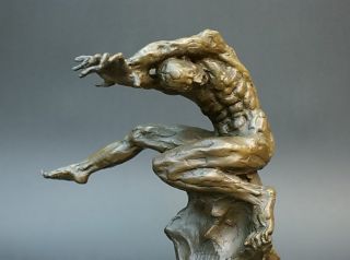 Bronze Figur “auflehnung” Bild