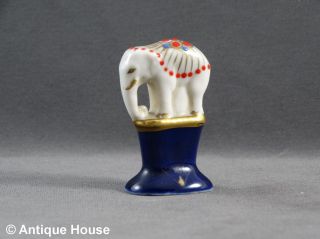 Gluttöter Porzellan Elefant Glutlöscher Kobaltblau Bild