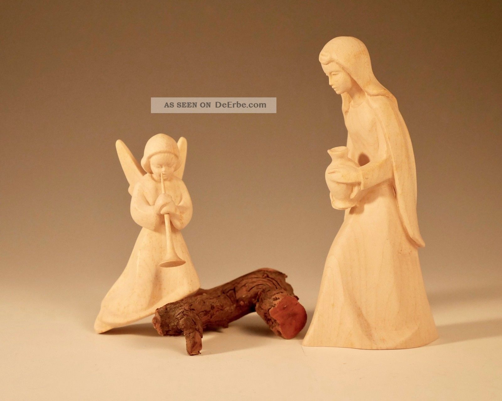 Krippenfiguren - Hirtenfrau Mit Krug,  Engel Mit Posaune Krippen & Krippenfiguren Bild
