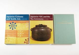 Japanisches Kunsthandwerk - Japanese Arts - 3 Bücher - Tea Ceremony - Costumes. Bild
