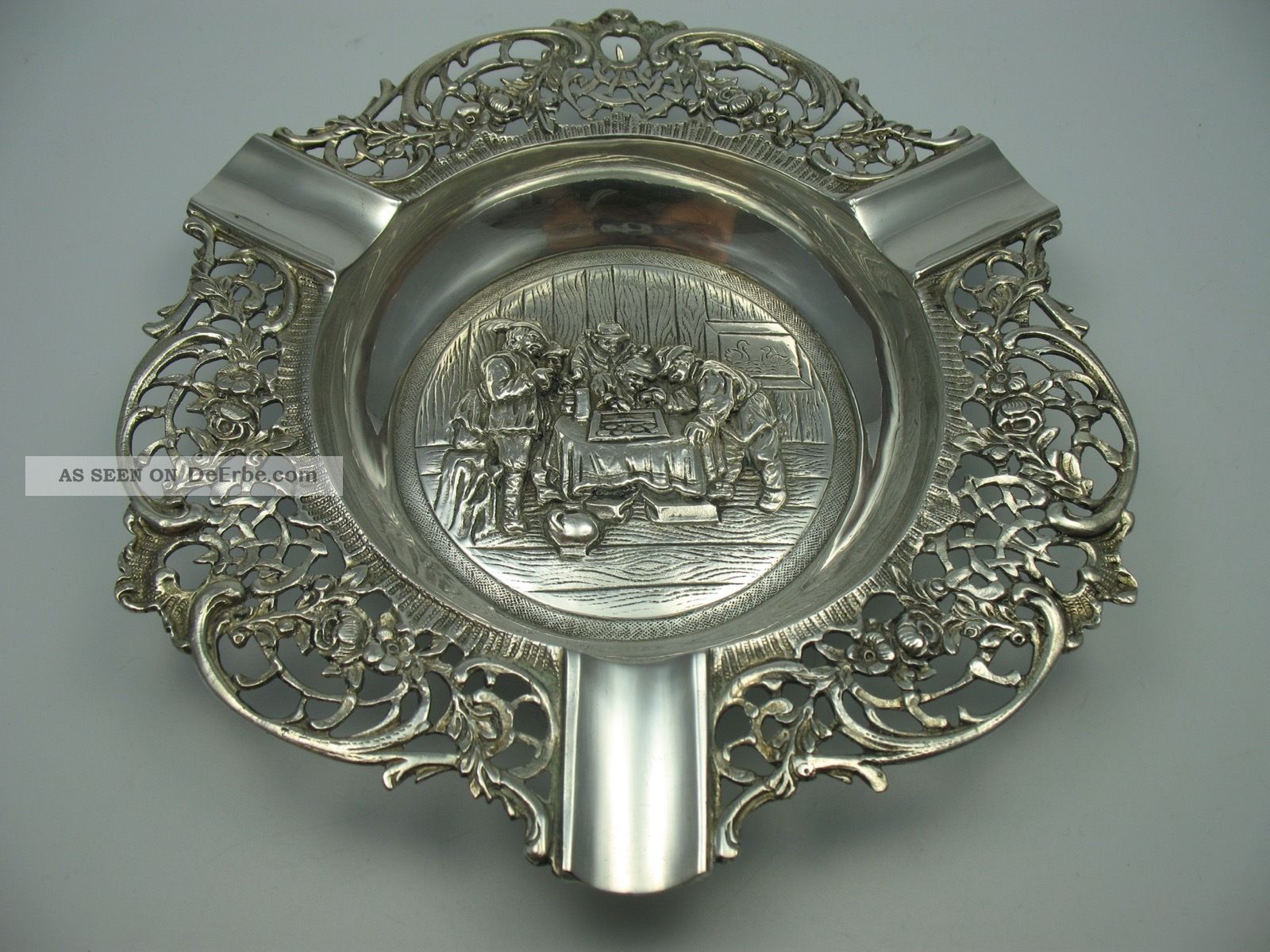 Wunderschöner Massiver Aschenbecher Mit Wirtshausszene Aus 835 Silber 140 Gramm Objekte vor 1945 Bild