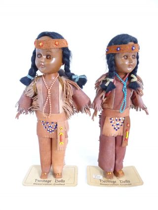 Paar Heritage Dolls Reservation Crafted Sioux Indianer Puppen Figuren Echt Leder Bild