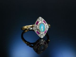 SchÖner Opal Ring Gold 750 Schiffchen Navette Art Deco Stil Rubine Brillanten Bild