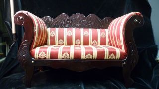 Altes Vintage Puppen Sofa - Groß - H/b/t 32 X 50 X 20,  5 Cm - Schön Bezogen Bild