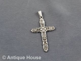 Silber 835 Alterer Kettenanhänger Kreuz Mit Blütendekor Bild