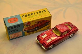 Sammlerstück Corgi Toys 310 Chevrolet Corvette Sting Ray Bild