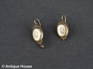 Gold Schaumgold Antikes Paar Ohrringe Medaillon Mit Blüte Zieseliert Bild