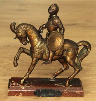 Alte Metallguss Bronze Figur - Kreuz Ritter Auf Pferd Def. ,  Holzsockel - 2,  8 Kg Bild