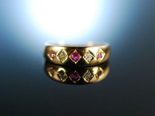 Antiker Freundschafts Band Ring Rubine Diamanten Gold 750 England Um 1910 Bild