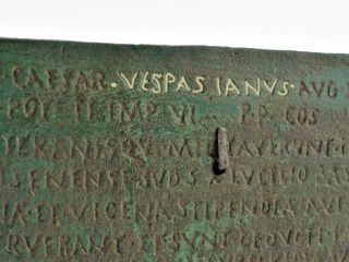 Militärdiplom Unter Kaiser Vespasian Bronze Patiniert Bild